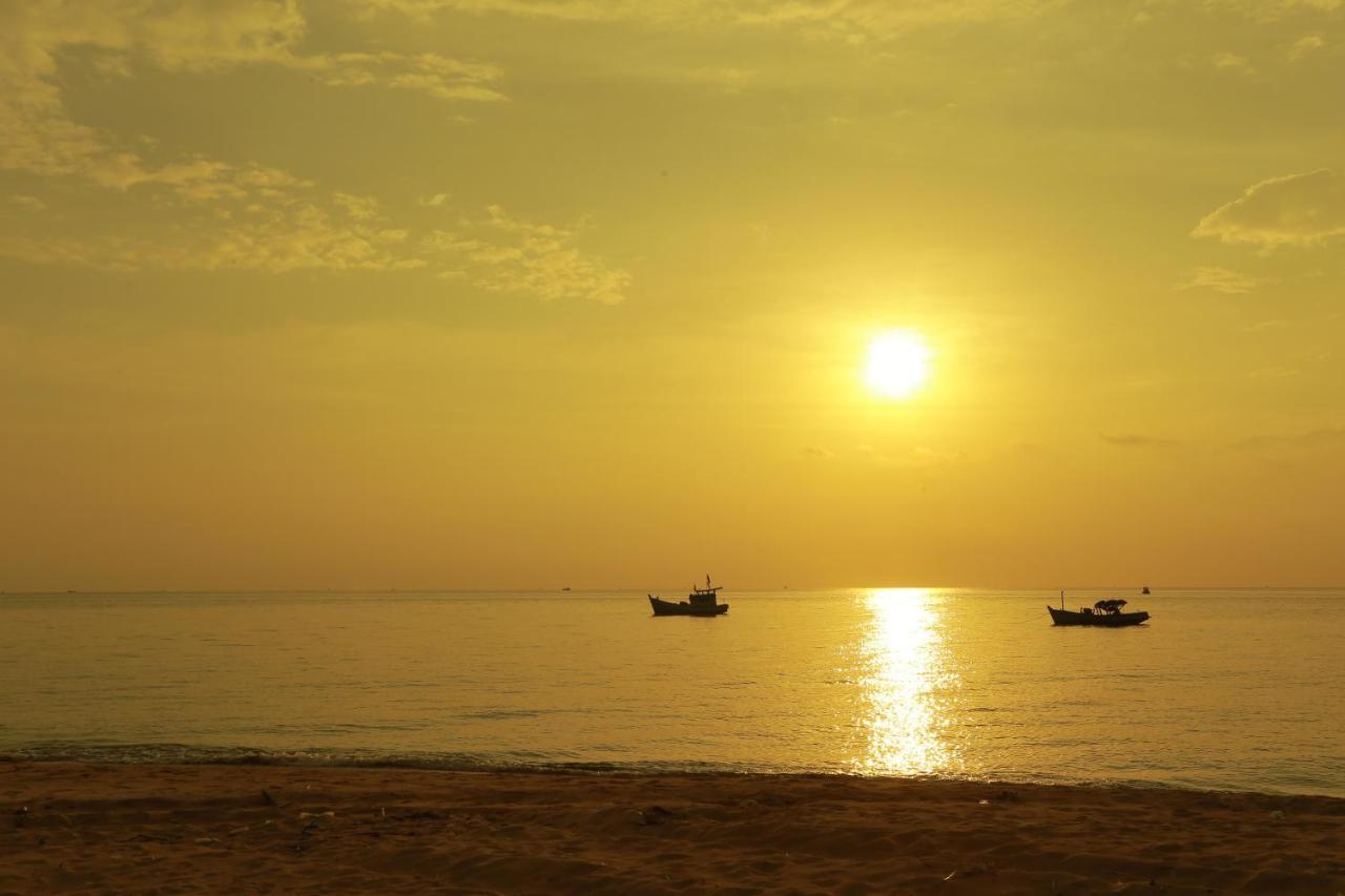Nakichi Hotel Phu Quoc Exterior photo